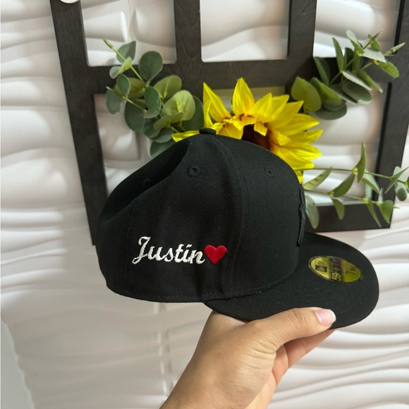 Yankee Custom Hat “Justin” name - Picture 4 of 6